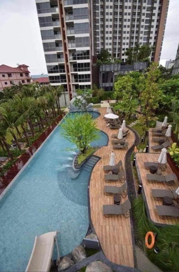 Unixx Condo Pattaya Near Walking Street Exterior foto