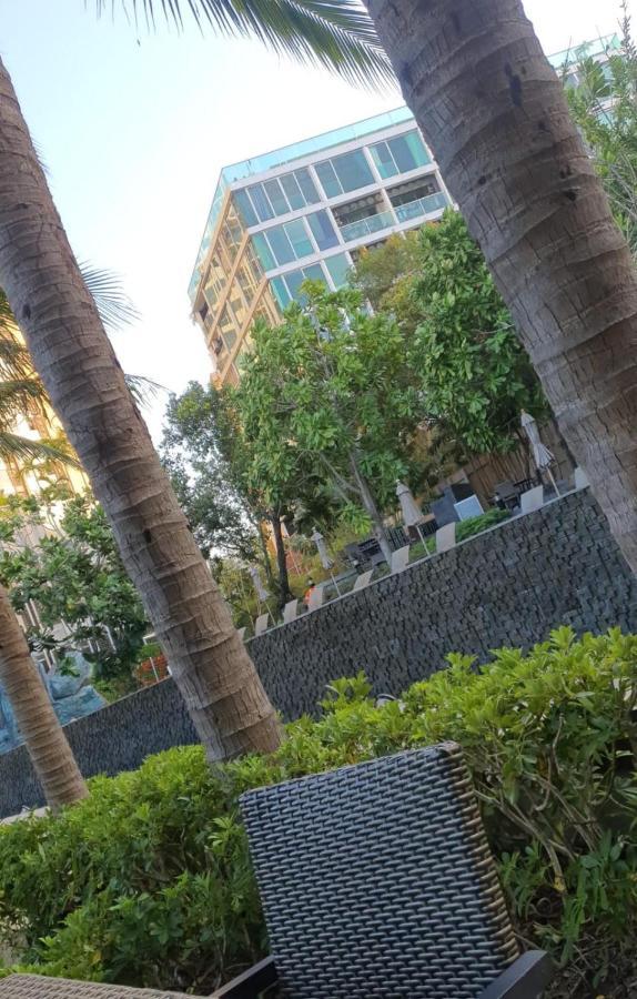 Unixx Condo Pattaya Near Walking Street Exterior foto