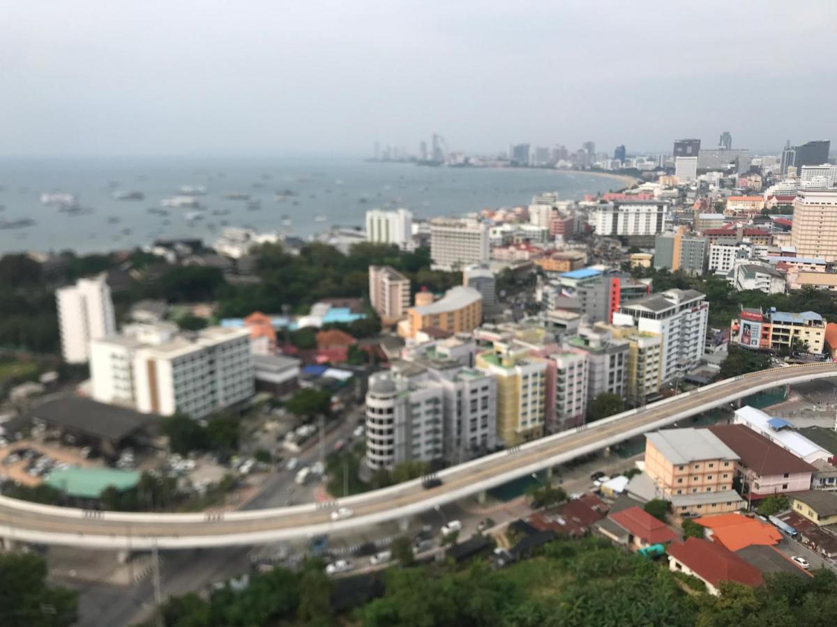 Unixx Condo Pattaya Near Walking Street Exterior foto