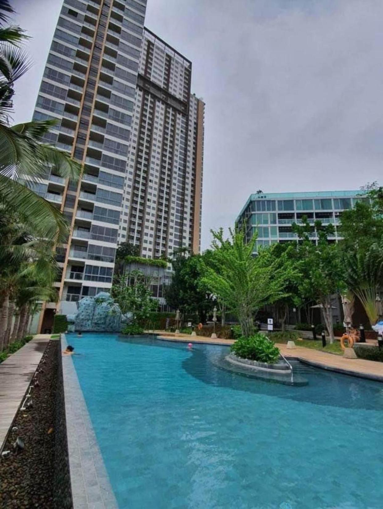 Unixx Condo Pattaya Near Walking Street Exterior foto